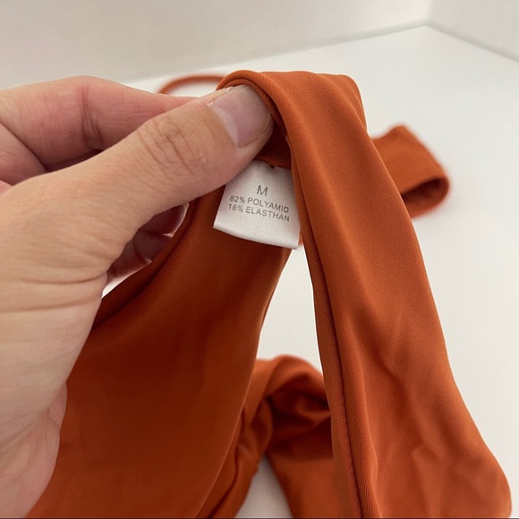 Rust Bikini - Picture 3 of 4